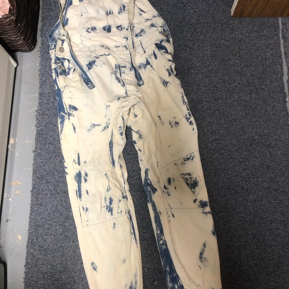 Various womens clothes - Picture 7 of 10